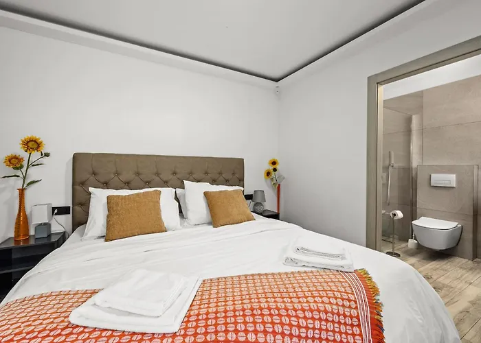 Speranza With Illuminated Pool * 普拉