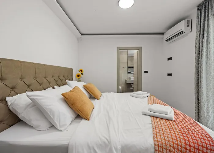 Villa Speranza With Illuminated Pool Pula